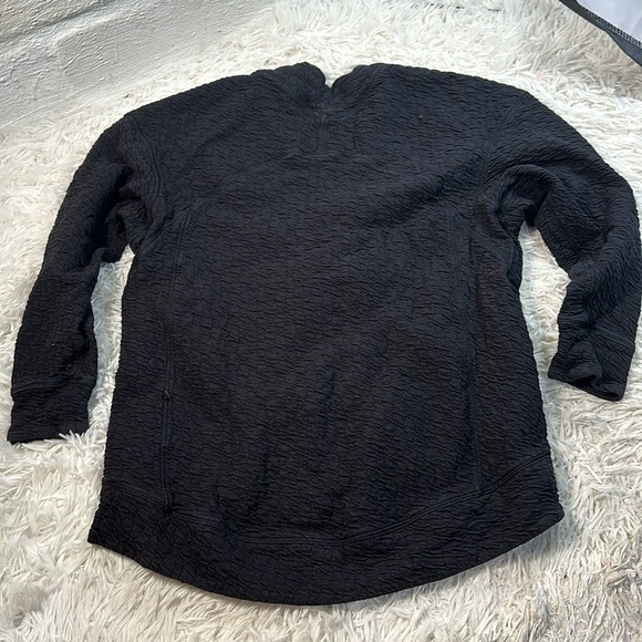 Lululemon Rippled V-Neck Pullover Black - Picture 6 of 7